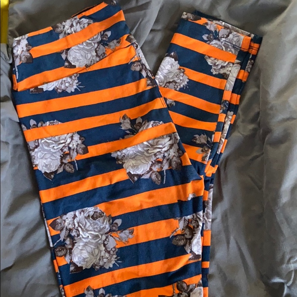 Cute Stripe and Flower LuLaRoe One Size leggings
